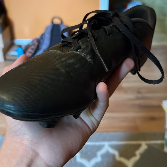 Adidas predator accuracy .4 - Picture 3 of 4